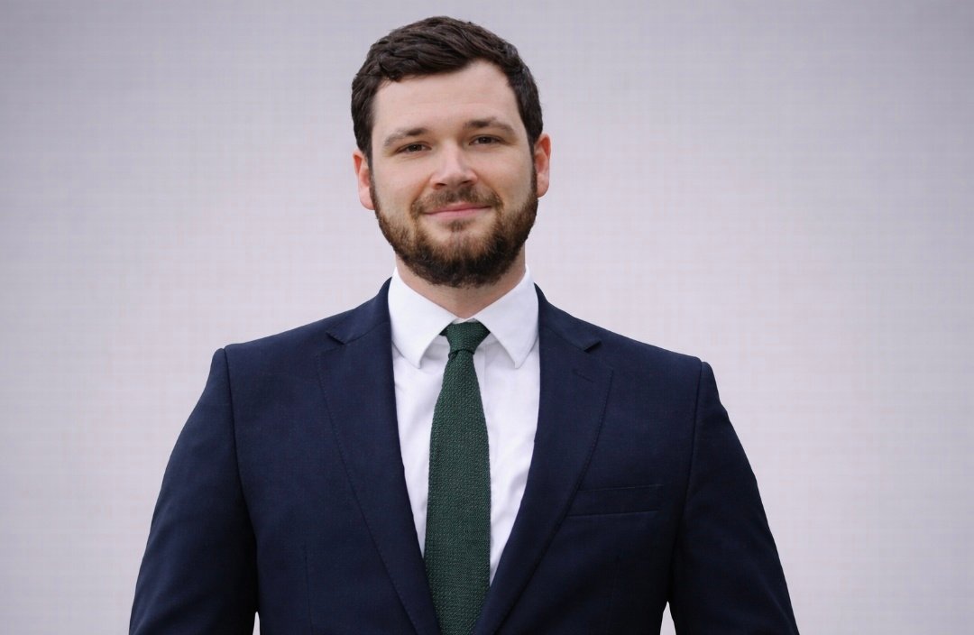 henry zeffman wife: Life Beyond Headlines and Private Worlds