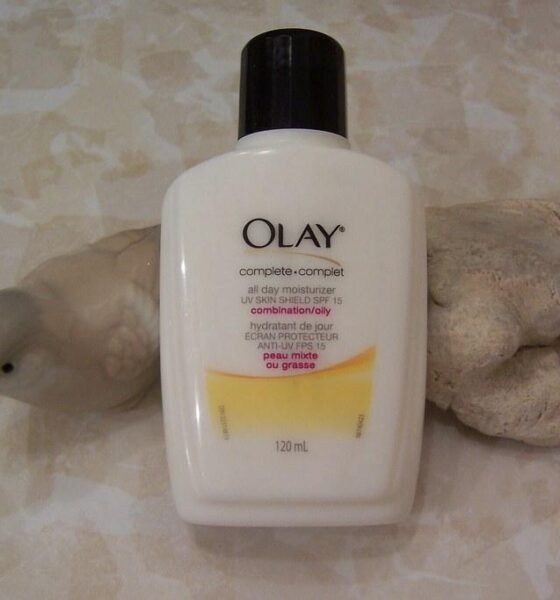 How to Choose a Moisturizer for Sensitive Skin